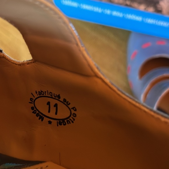 Fluevog Blue & Red Cavalieri w11 - Picture 8 of 8